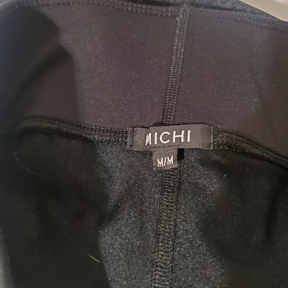 EUC Michi Barre Black Python Legging - Picture 8 of 9